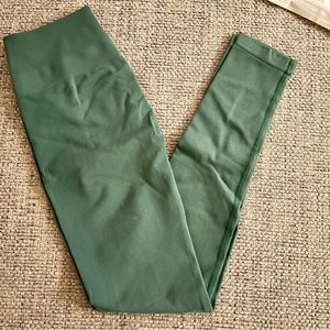 Alphalete Amplify Leggings